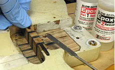 Abrasivos adhesivos de papel dorado