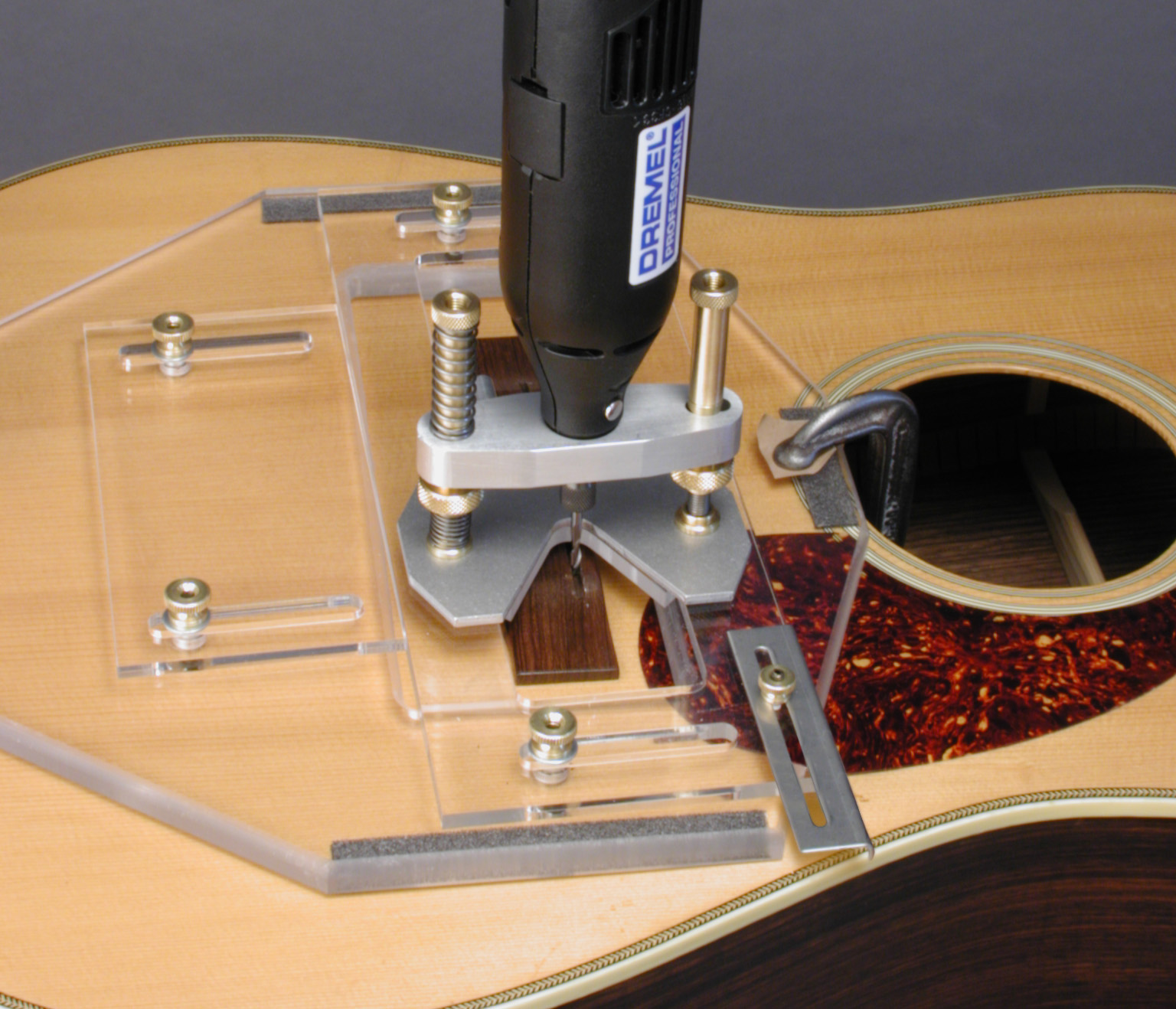 Instrucciones para la plantilla de enrutamiento Saddle