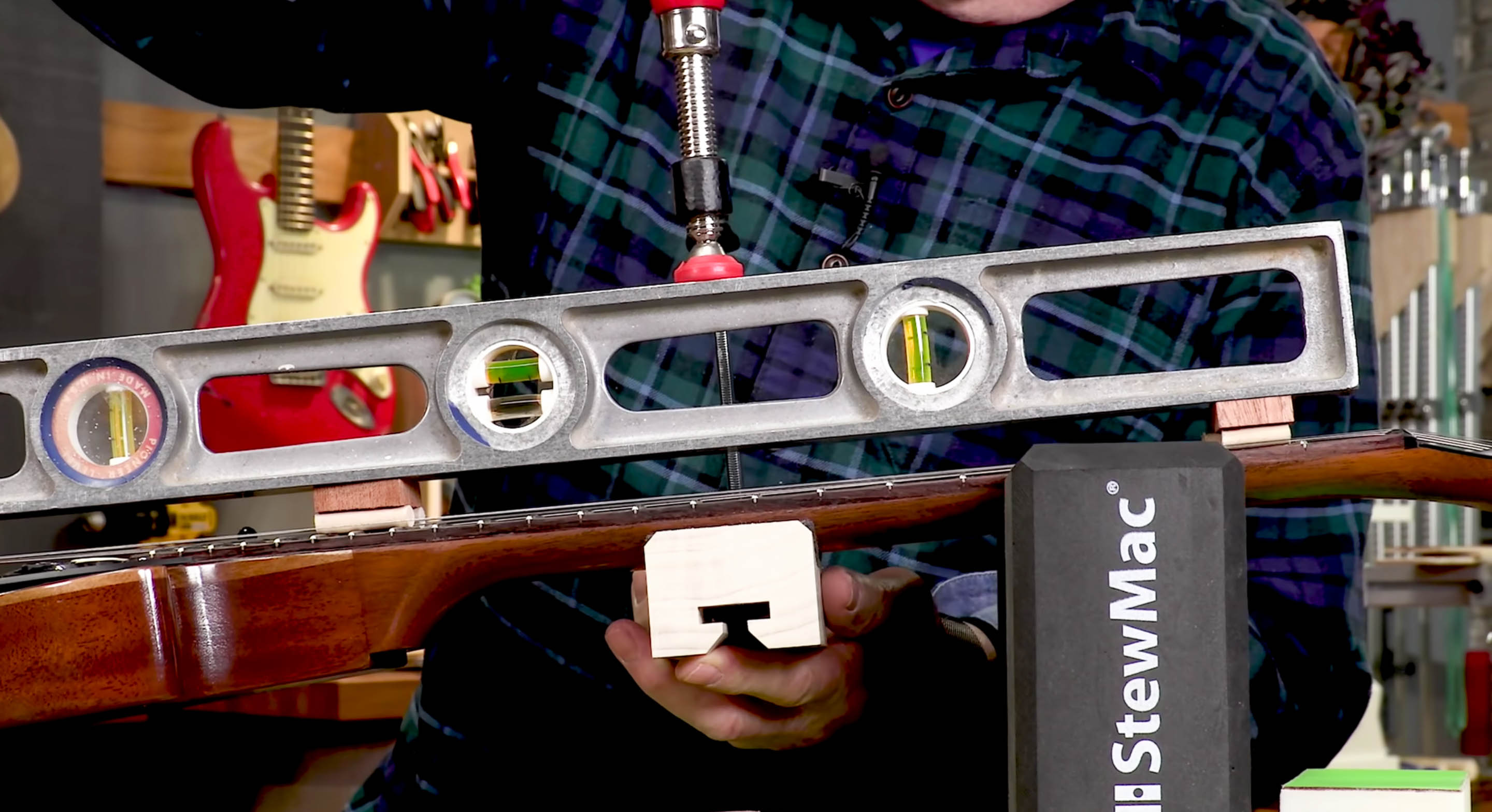 Cala para el cuello StewMac mástil