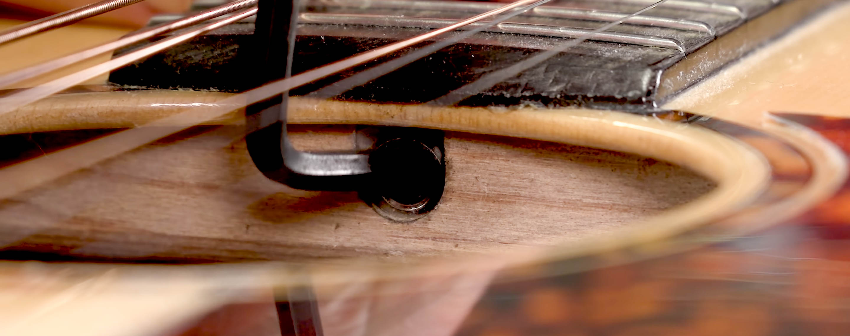 Llave Alen en boca de alma