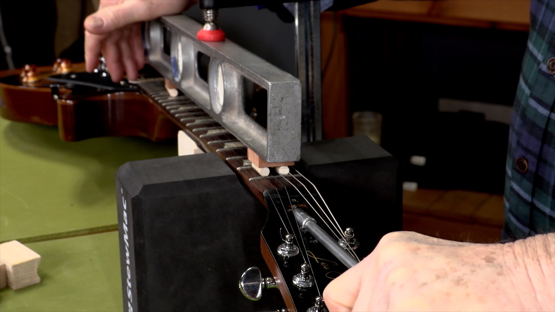 Cómo ajustar tu alma sin romper la guitarra