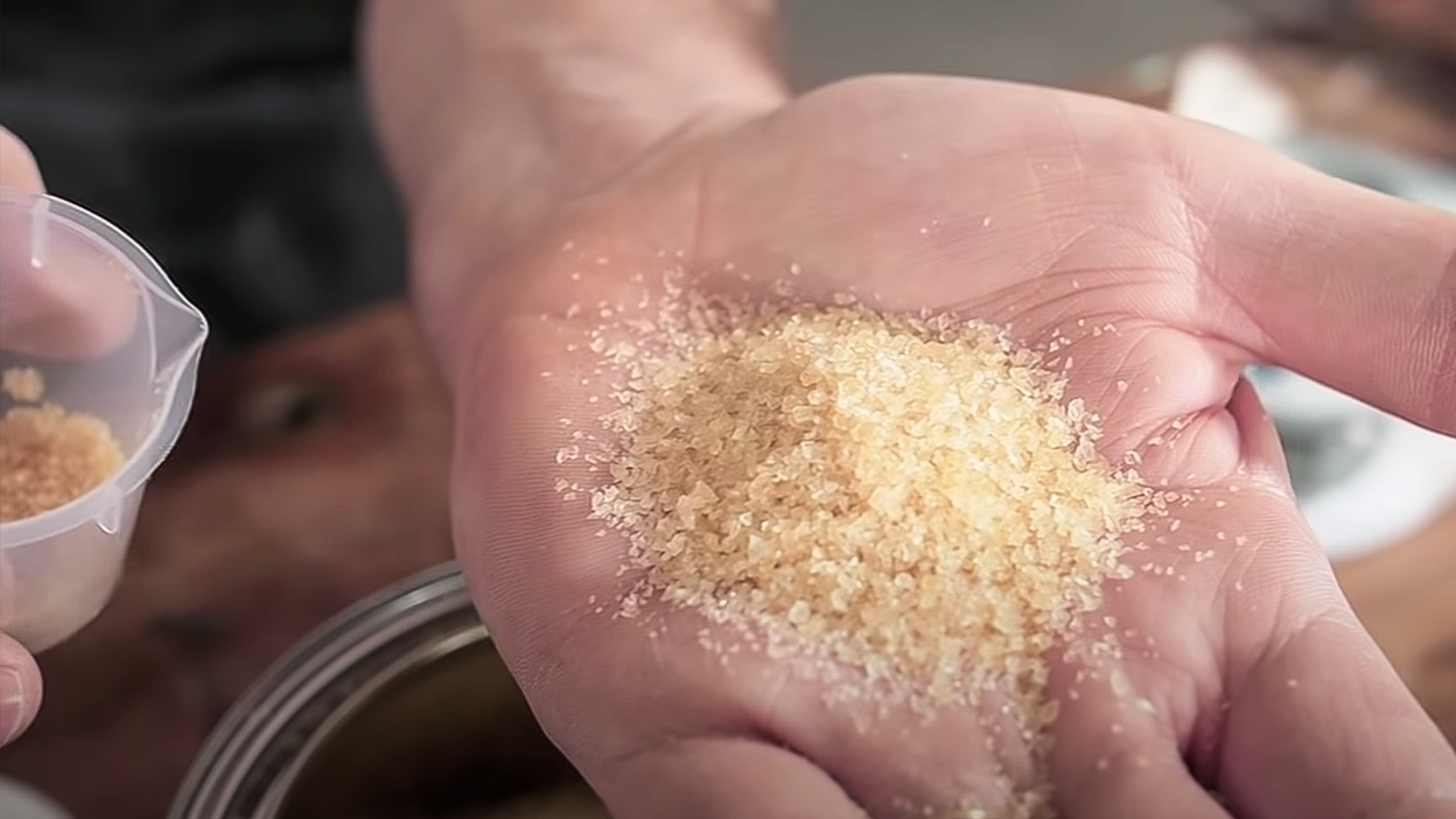 Esconder cola en escamas