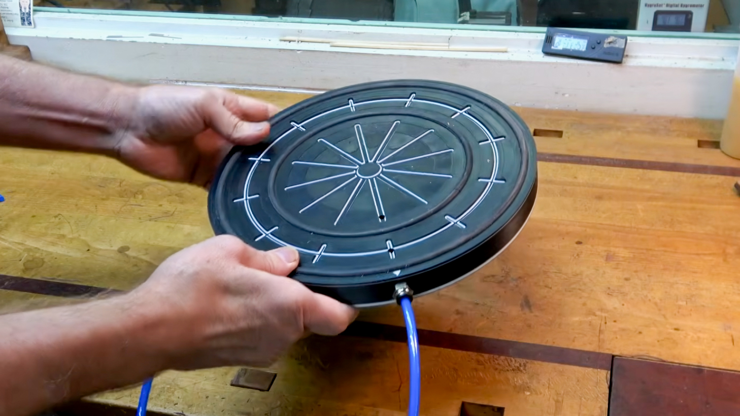 Cómo utilizar la abrazadera de vacío de banco de doble cara