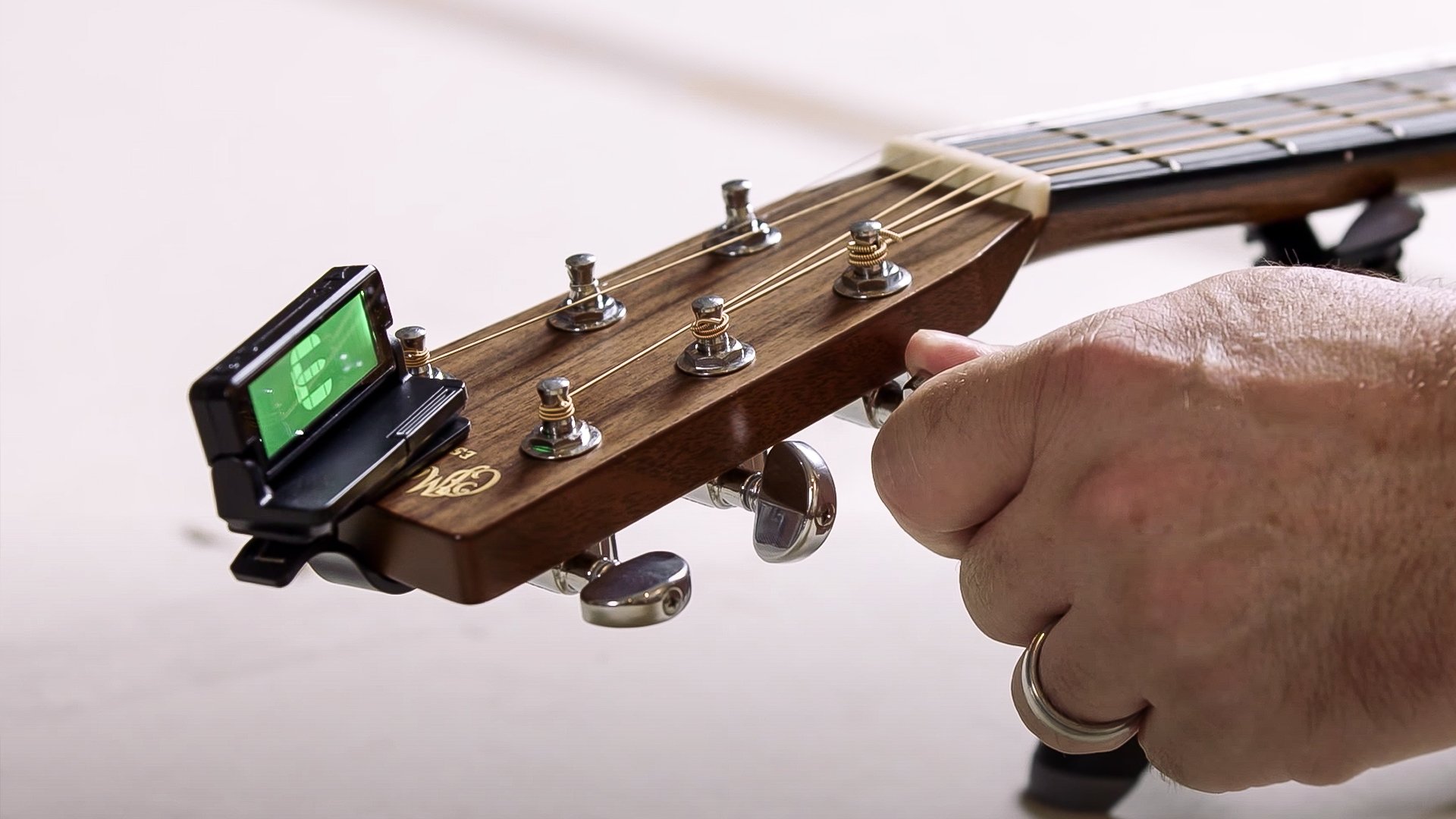 D'Addario Core: Consejos de ajuste de guitarra