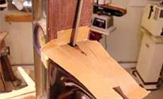 Empujar el epoxi hacia adentro