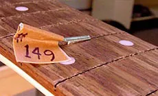 Usando #0149  traste